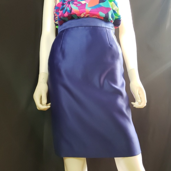 1990s Yves Saint Laurent Pencil Skirt - Picture 3 of 5